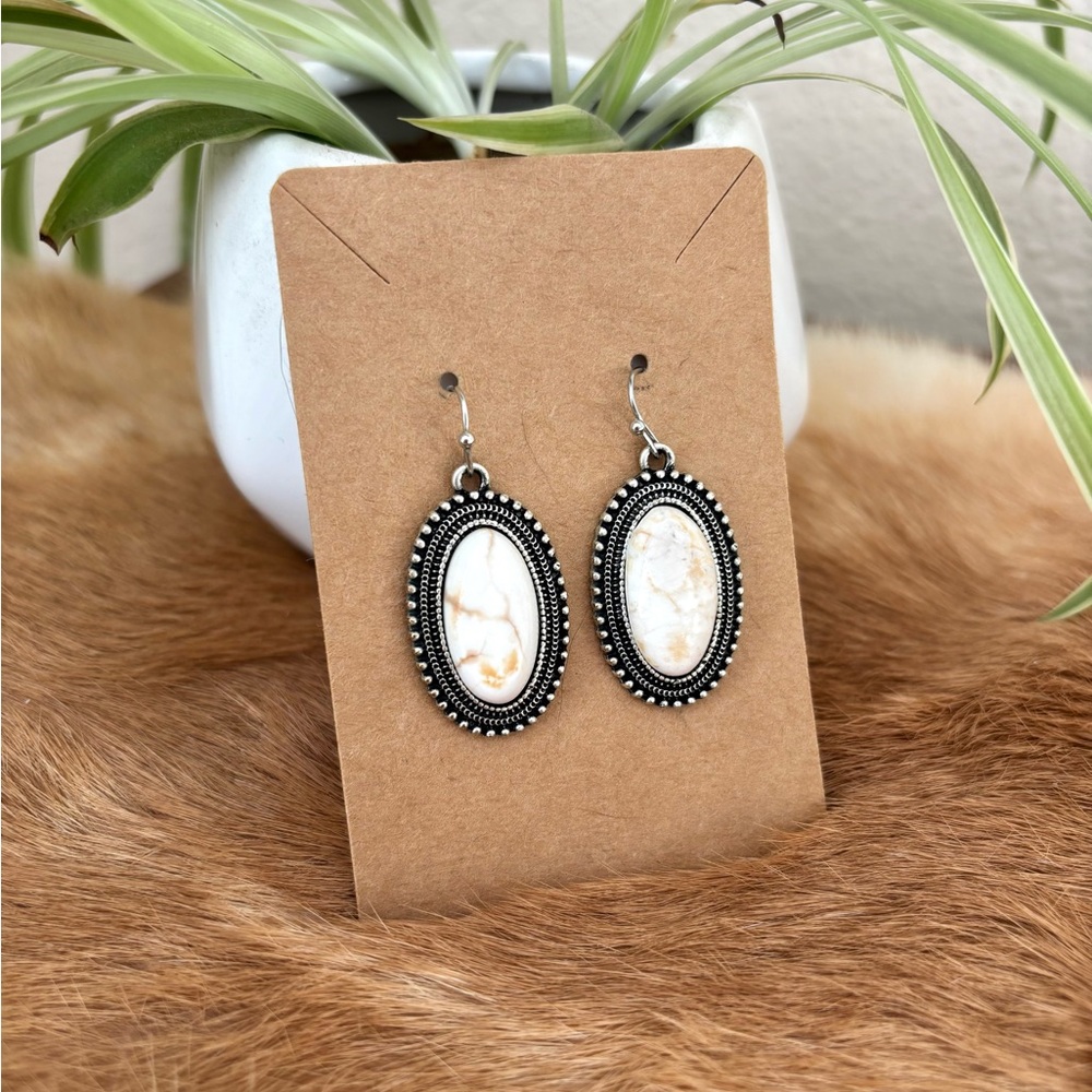 Chic Silver and Cream Oval Earrings